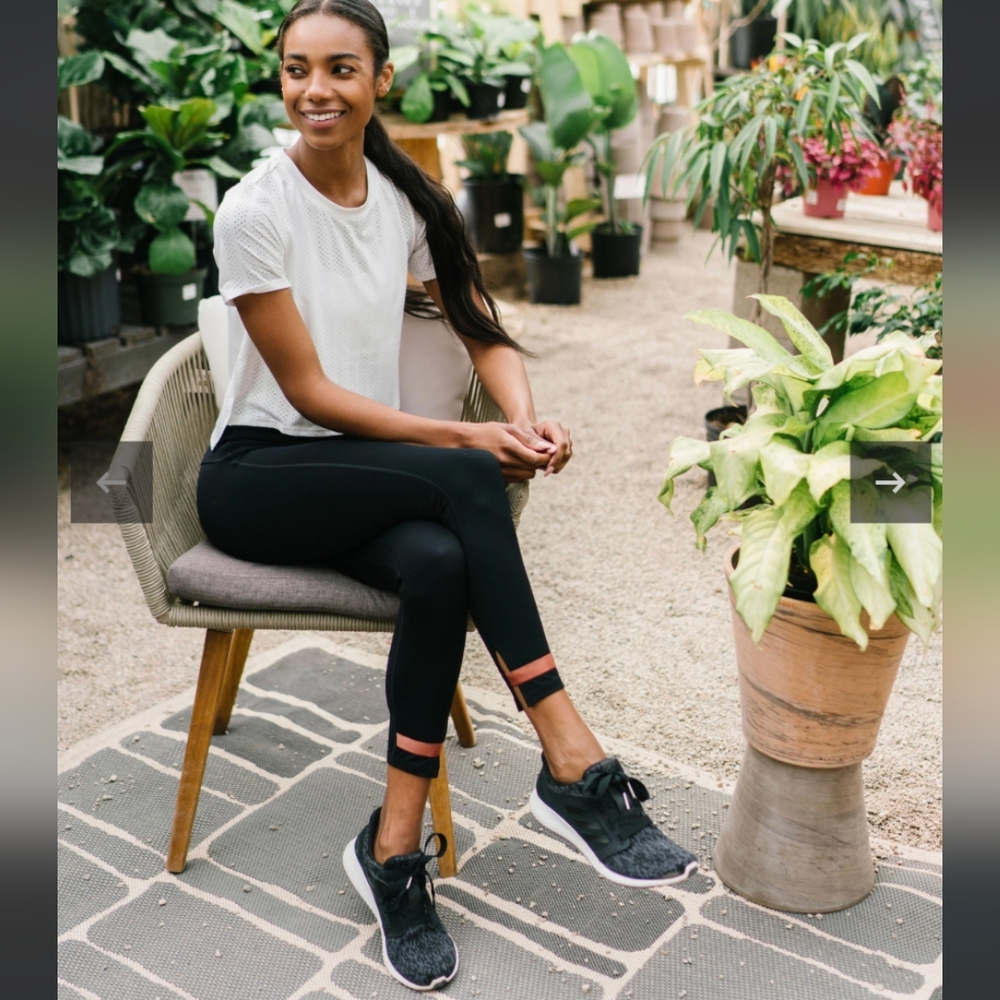 ZYIA 7/8 24" Black Strap Deluxe Leggings - 12